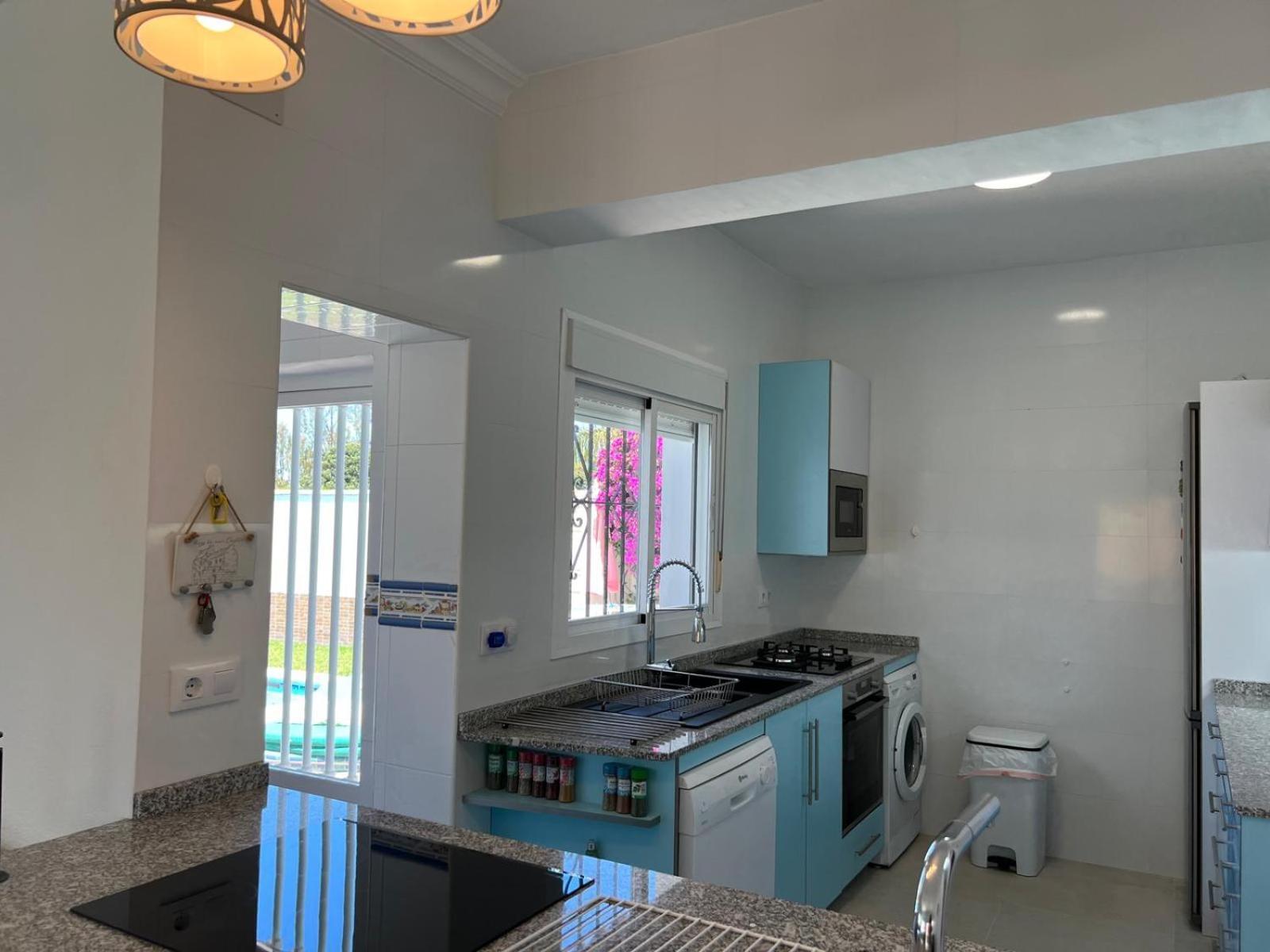 קוניל דה לה פרונטרה Villa Leon מראה חיצוני תמונה